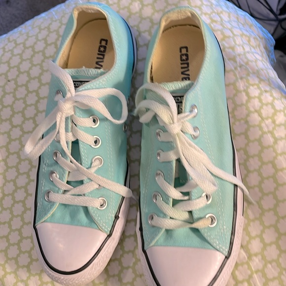 Unisex converse low tops AllStar light teal color, women’s sz 8 or men’s size 6 - Picture 1 of 8